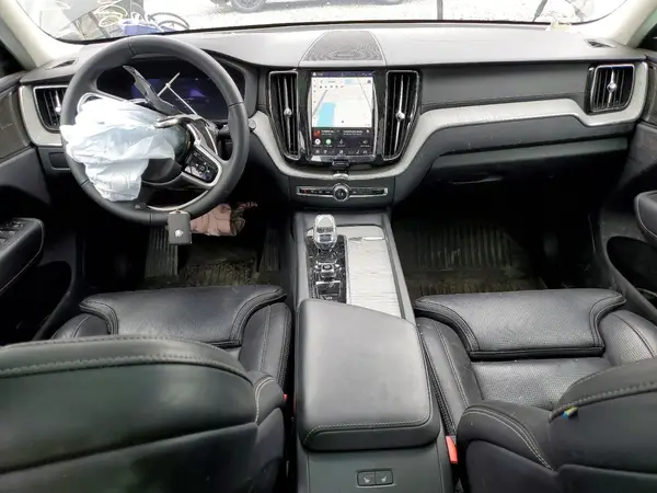 YV4H60RM2S1050464 2025 VOLVO XC60 - Image 8