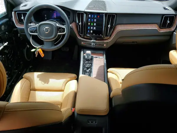 YV4H60RM2S1189607 2025 VOLVO XC60 - Image 8