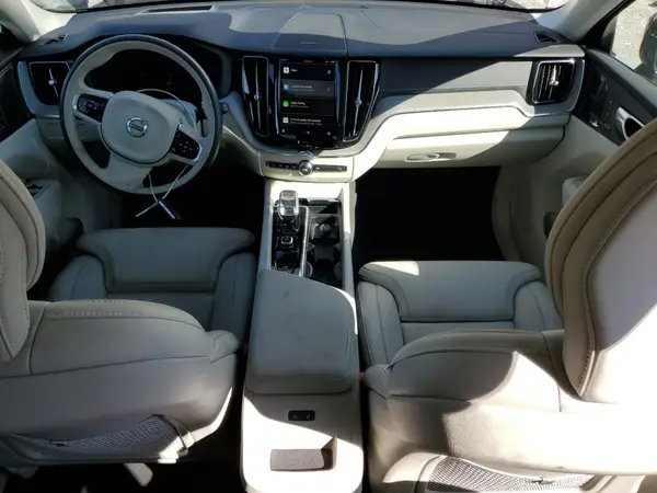 YV4H60RM3S1007249 2025 VOLVO XC60 - Image 8