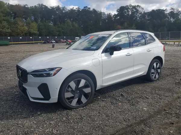 YV4H60RM3S1054510 2025 VOLVO XC60 - Image 1