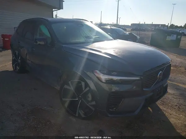 YV4H60RM5T1301513 2026 VOLVO XC60