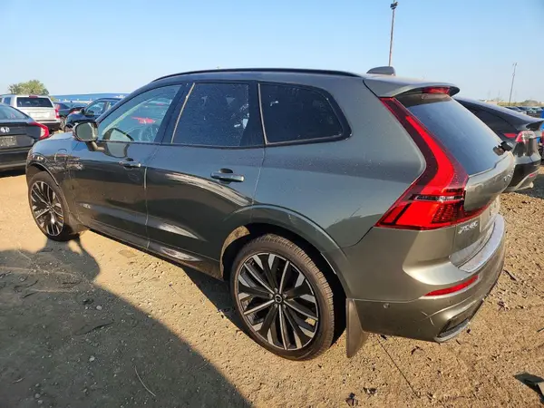 YV4H60RM5T1485237 2026 VOLVO XC60 - Image 2