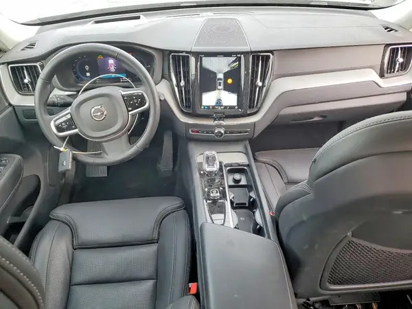 YV4H60RM8S1075708 2025 VOLVO XC60 - Image 8