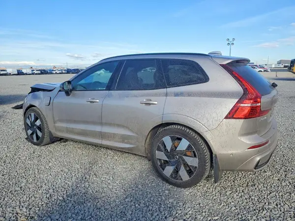 YV4H60RM9S1097278 2025 VOLVO XC60 - Image 2