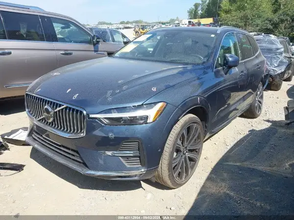 YV4L12DA4P1394886 2023 VOLVO XC60 - Image 2
