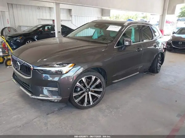 YV4L12DA6P1192325 2023 VOLVO XC60 - Image 2