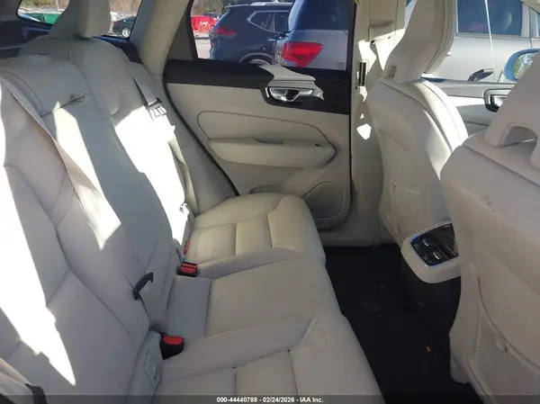 YV4L12DA6P1352459 2023 VOLVO XC60 - Image 8