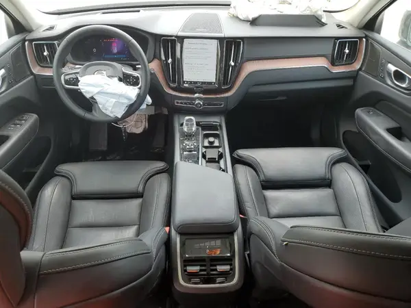 YV4L12DA7P1295138 2023 VOLVO XC60 - Image 8