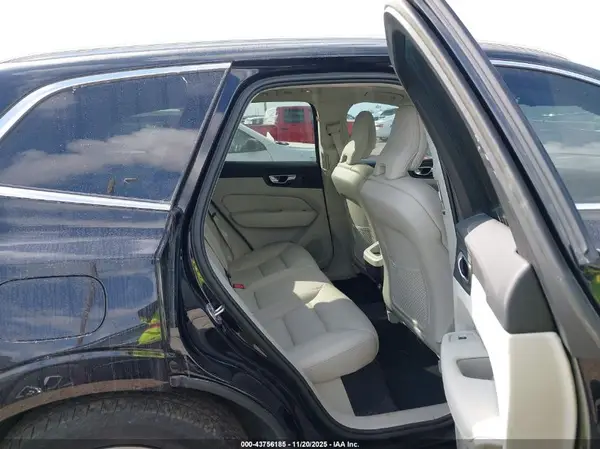YV4L12DE6P1268239 2023 VOLVO XC60 - Image 8