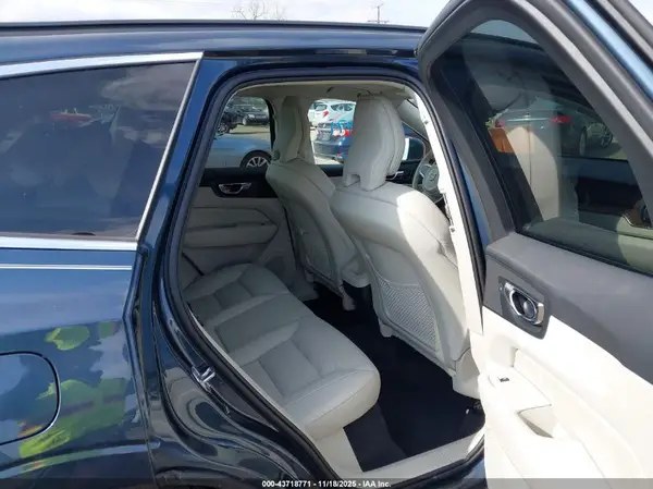 YV4L12DK0N1925829 2022 VOLVO XC60 - Image 8