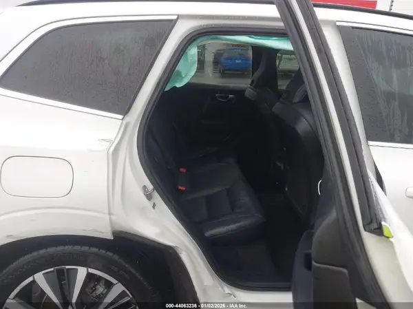 YV4L12DK9N1950017 2022 VOLVO XC60 - Image 8