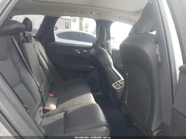 YV4L12DL5N1013609 2022 VOLVO XC60 - Image 8