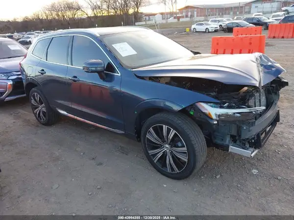 YV4L12DL5N1906427 2022 VOLVO XC60 - Image 1