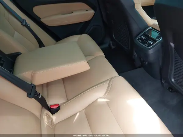 YV4L12DM0P1369526 2023 VOLVO XC60 - Image 8