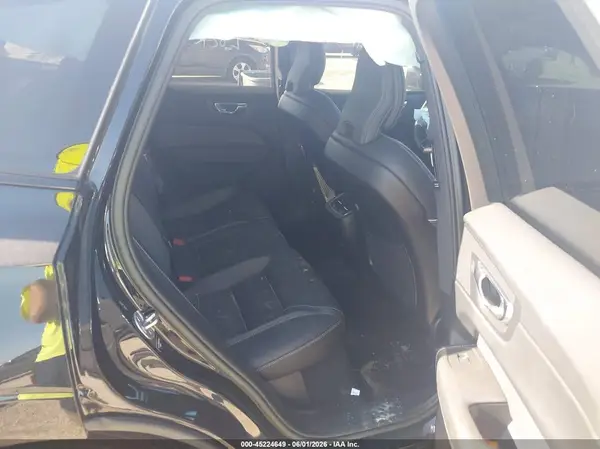 YV4L12DM5N1081806 2022 VOLVO XC60 - Image 8