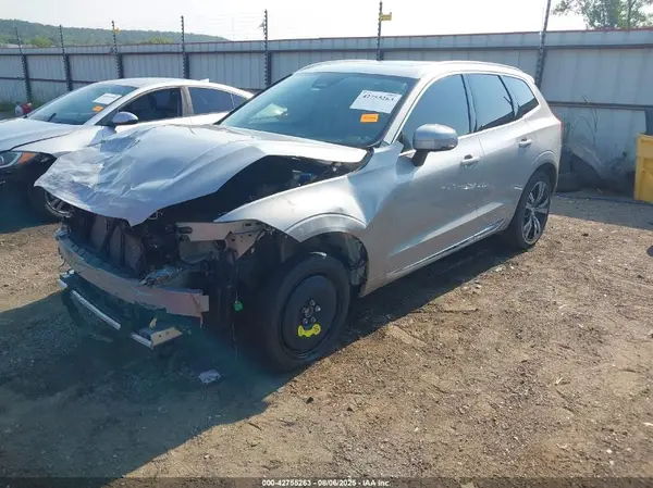 YV4L12DN4P1212817 2023 VOLVO XC60 - Image 2