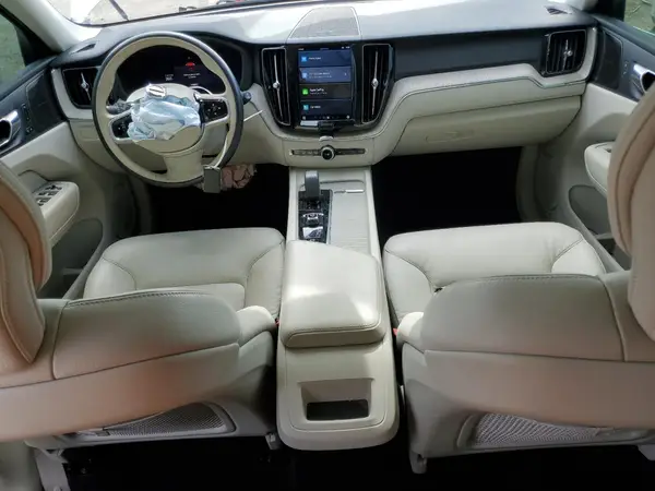 YV4L12DN5P1240268 2023 VOLVO XC60 - Image 8