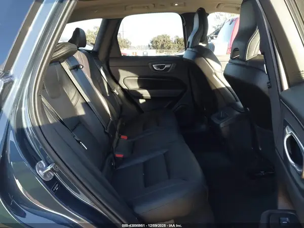 YV4L12DN5P1385830 2023 VOLVO XC60 - Image 8