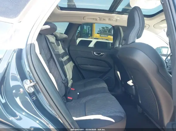 YV4L12DV6P1211507 2023 VOLVO XC60 - Image 8