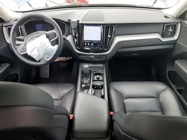 YV4L12DV9P1218368 2023 VOLVO XC60 - Image 8