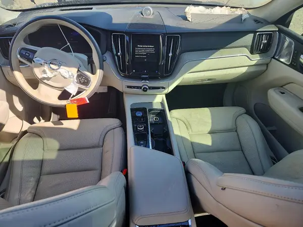 YV4L12DX1P1311726 2023 VOLVO XC60 - Image 8