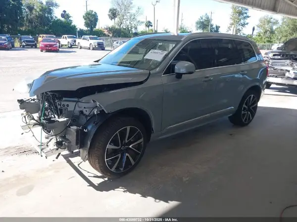 YV4L12PE7R1229853 2024 VOLVO XC90 - Image 2