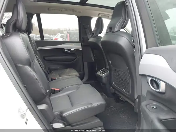 YV4L12PK0R1147291 2024 VOLVO XC90 - Image 8