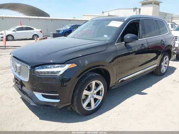 YV4L12PK0R1165211 2024 VOLVO XC90 - Image 2