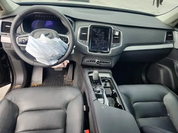 YV4L12PK6R1176309 2024 VOLVO XC90 - Image 8