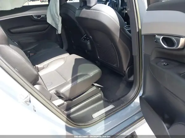 YV4L12PK7P1952122 2023 VOLVO XC90 - Image 8