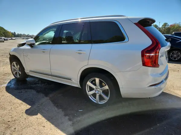 YV4L12PK7R1195449 2024 VOLVO XC90 - Image 2