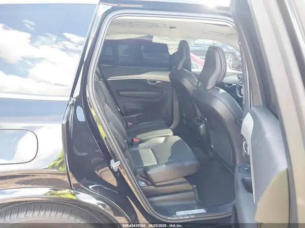 YV4L12PK8R1159124 2024 VOLVO XC90 - Image 8