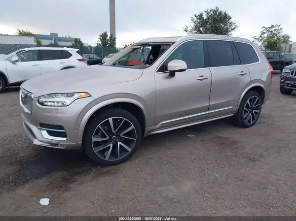 YV4L12PN4P1915510 2023 VOLVO XC90 - Image 2