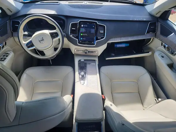 YV4L12PN4P1927575 2023 VOLVO XC90 - Image 8