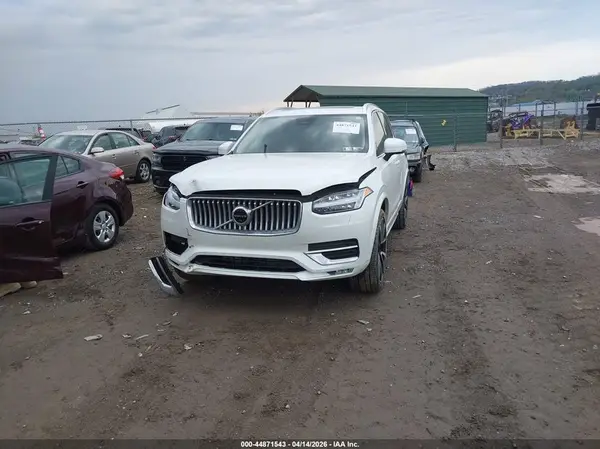 YV4L12PN6P1984778 2023 VOLVO XC90 - Image 2