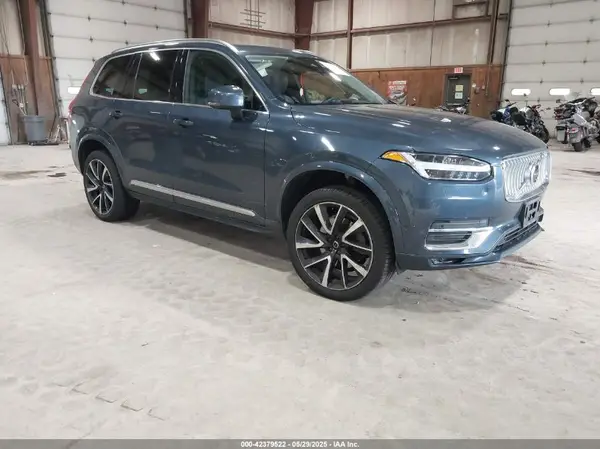 YV4L12PN8P1927899 2023 VOLVO XC90 - Image 1