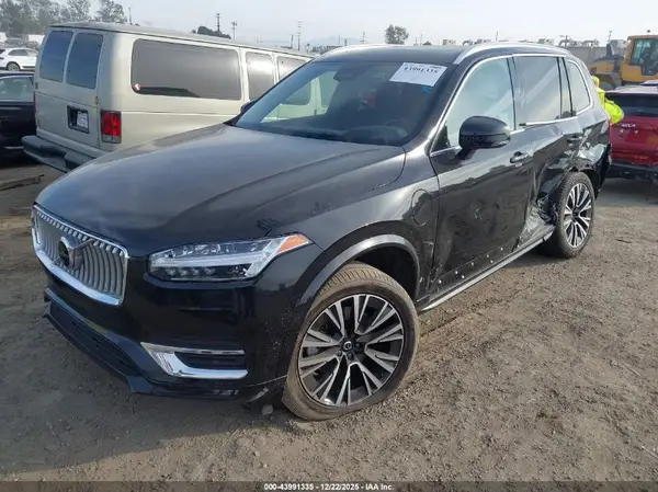 YV4L12PNXP1964744 2023 VOLVO XC90 - Image 2