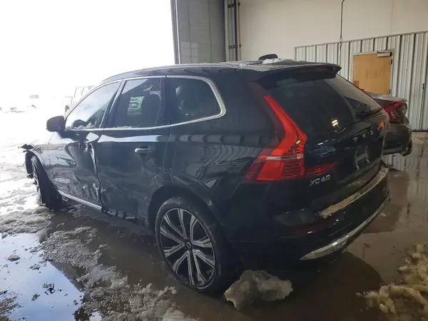 YV4L12RA2P1204138 2023 VOLVO XC60 - Image 2