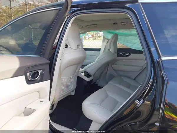 YV4L12RA3P1383371 2023 VOLVO XC60 - Image 8