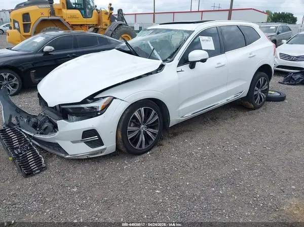 YV4L12RE1P1278184 2023 VOLVO XC60 - Image 2
