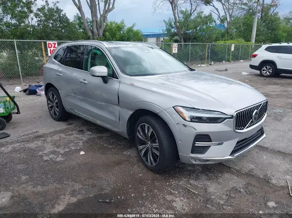 YV4L12RE4P1261427 2023 VOLVO XC60 - Image 1