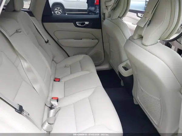 YV4L12RE4P1261427 2023 VOLVO XC60 - Image 8