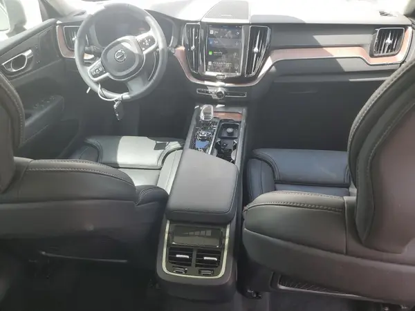 YV4L12RF9P1257771 2023 VOLVO XC60 - Image 8