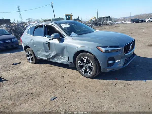 YV4L12RK0N1904696 2022 VOLVO XC60 - Image 1