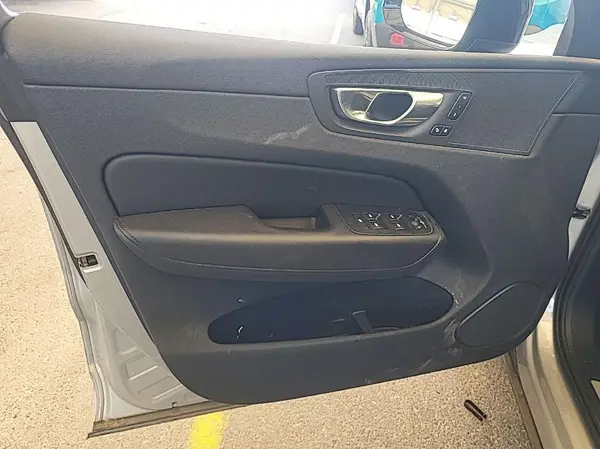 YV4L12RK0R1929488 2024 VOLVO XC60 - Image 1