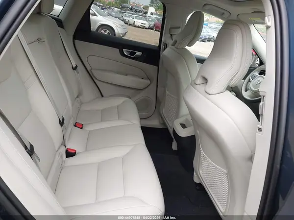 YV4L12RK1R1800806 2024 VOLVO XC60 - Image 8