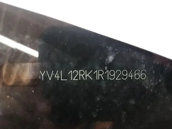 YV4L12RK1R1929466 2024 VOLVO XC60 - Image 2