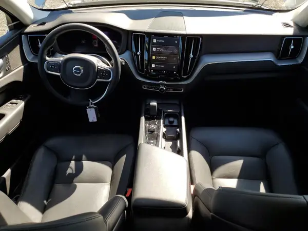 YV4L12RK2R1828680 2024 VOLVO XC60 - Image 8