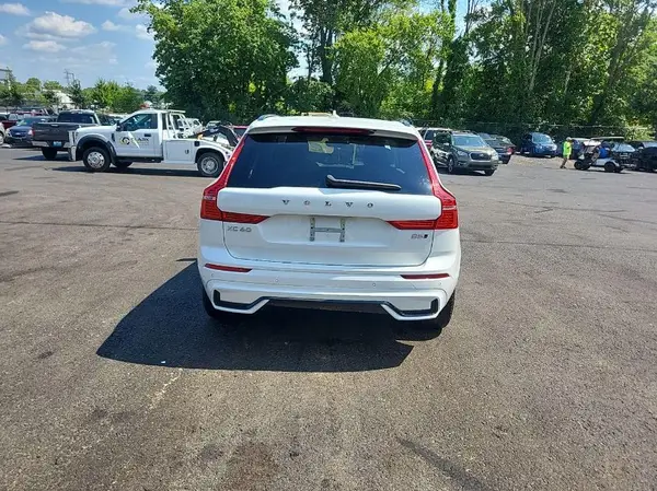 YV4L12RK4R1930272 2024 VOLVO XC60 - Image 2