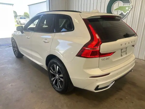 YV4L12RK4R1930305 2024 VOLVO XC60 - Image 2